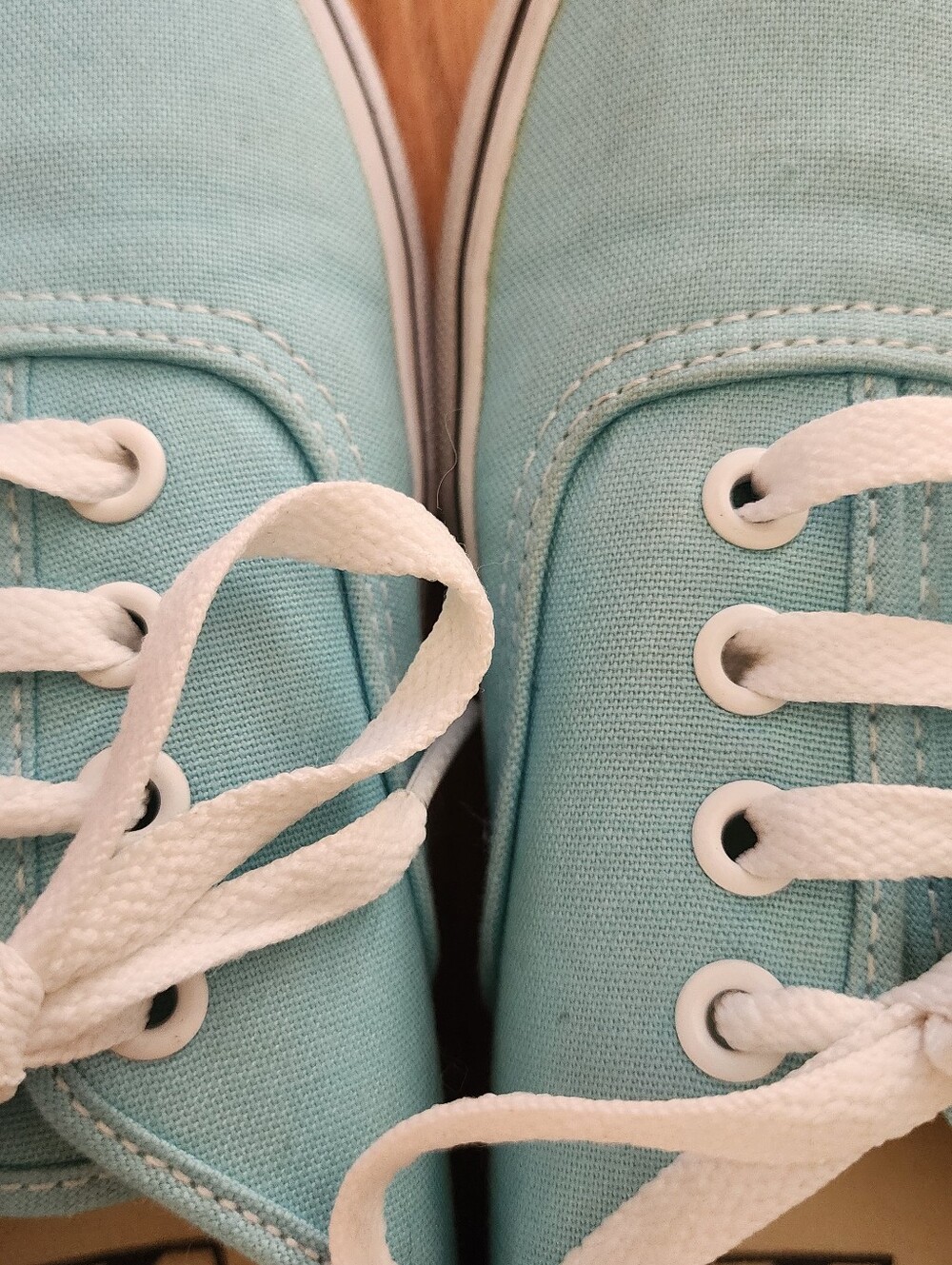Vans Low Top Sneakers in Turquoise - Picture 3 of 8